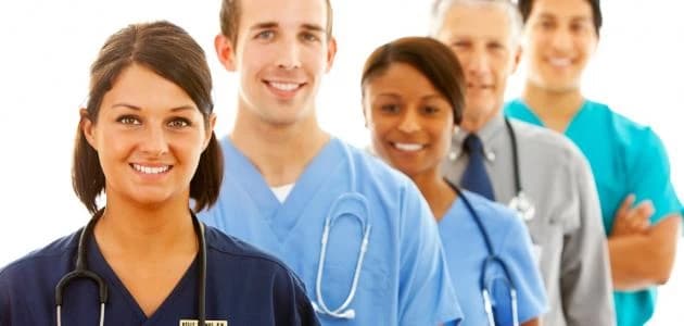 COVID-19 يعود للواجهة مع تحذيرات صحية جديدة COVID-19 يعود للواجهة مع تحذيرات صحية جديدة